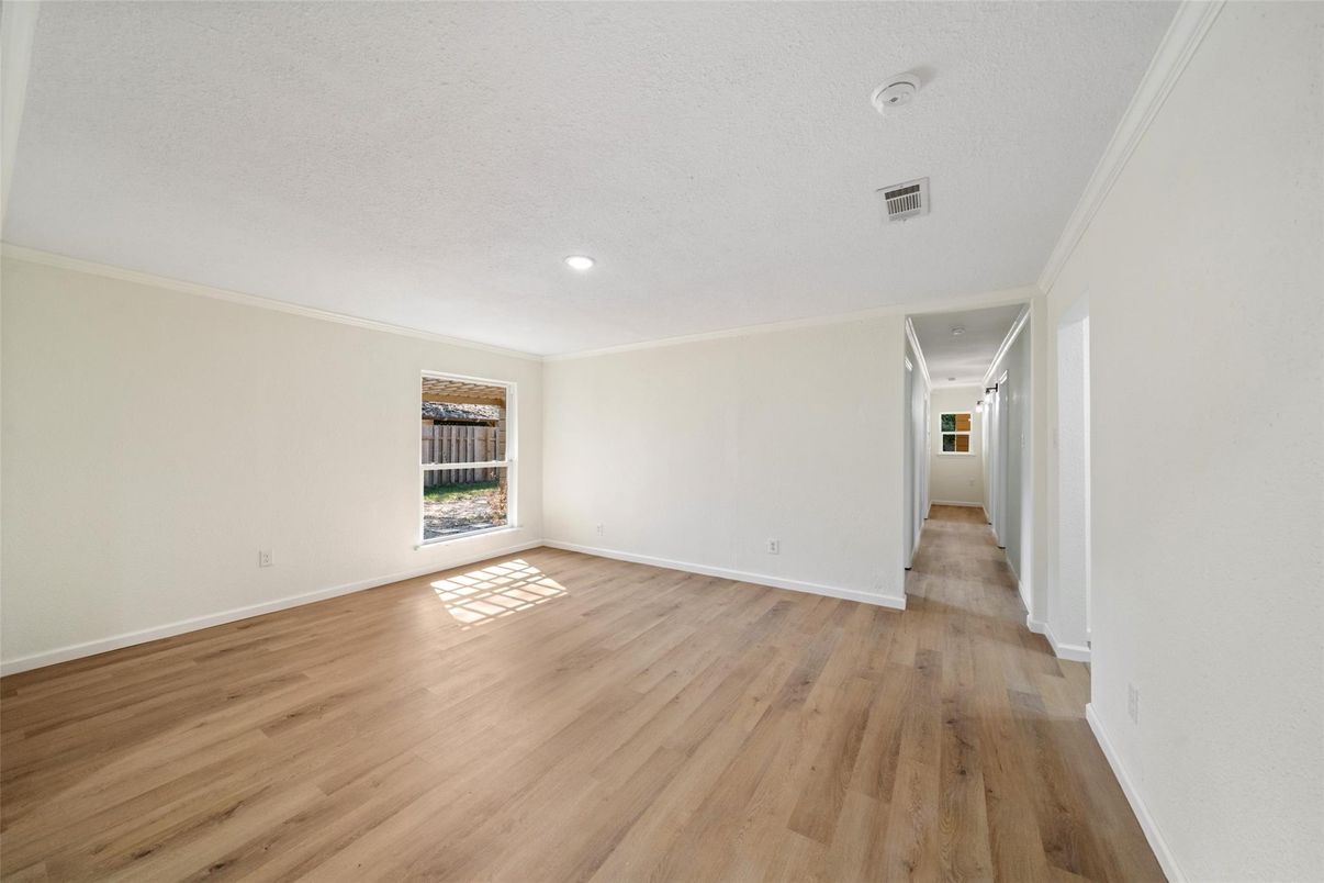 Empty room, Interior, Recessed Lighting, Wood Texture Flooring