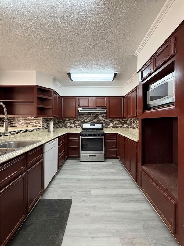 Interior, Kitchen, Stainless Steel Appliances, Wood Texture Flooring