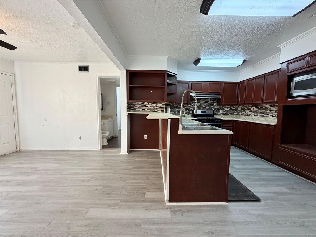 Interior, Kitchen, Stainless Steel Appliances, Wood Texture Flooring