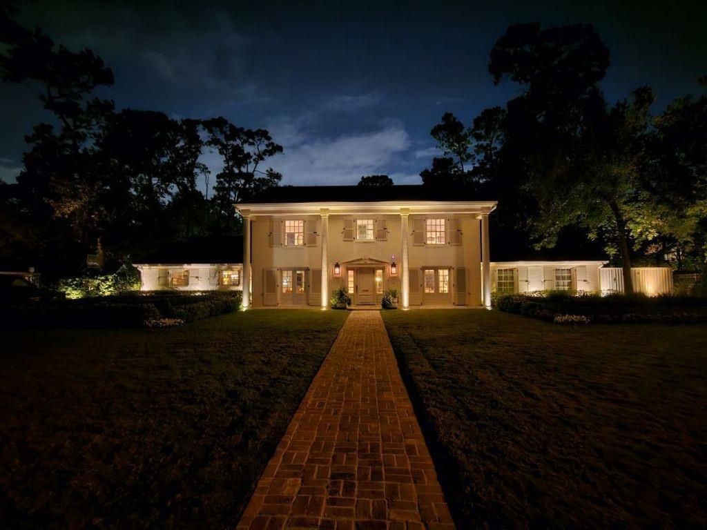 Backyard, Exterior, Facade, Georgian