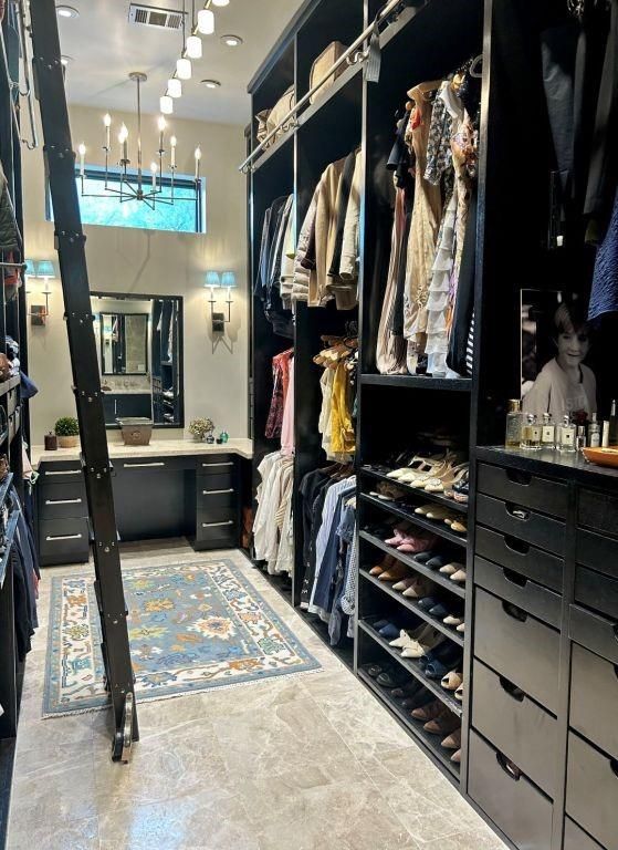 Interior, Pendant Lights, Walk-in Closets