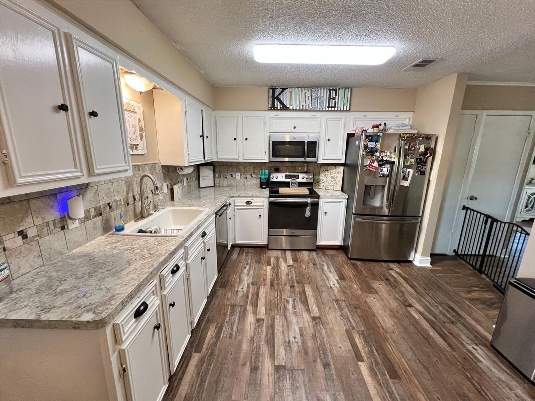 Interior, Kitchen, Stainless Steel Appliances, Wood Texture Flooring