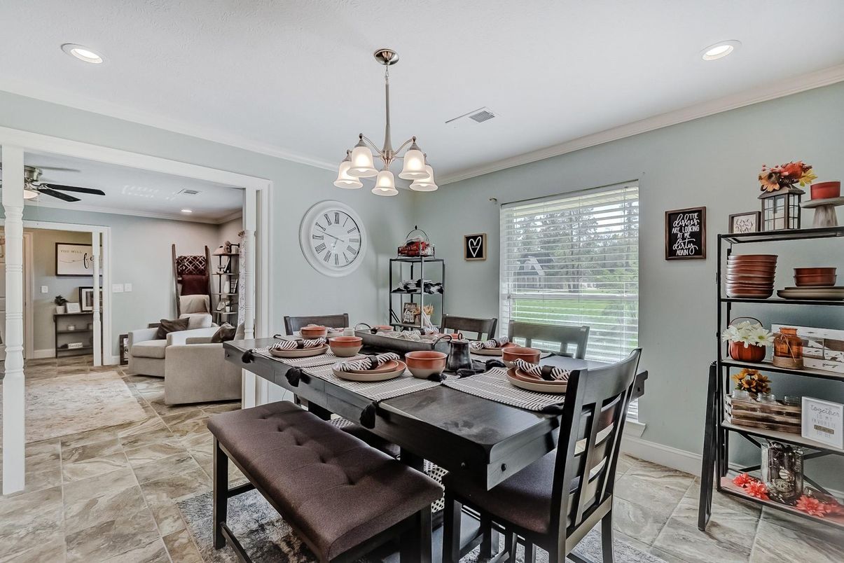 Chandelier, Dining room, Interior, Living room, Recessed Lighting