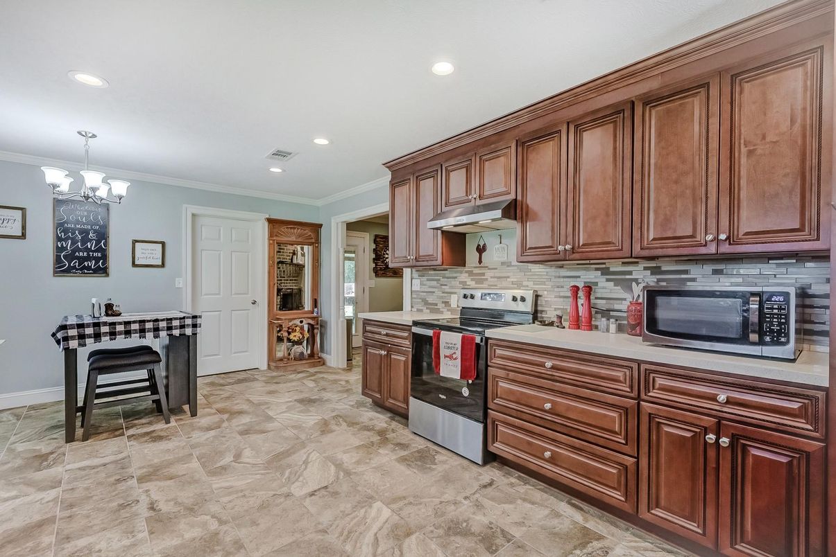 Chandelier, Interior, Kitchen, Recessed Lighting