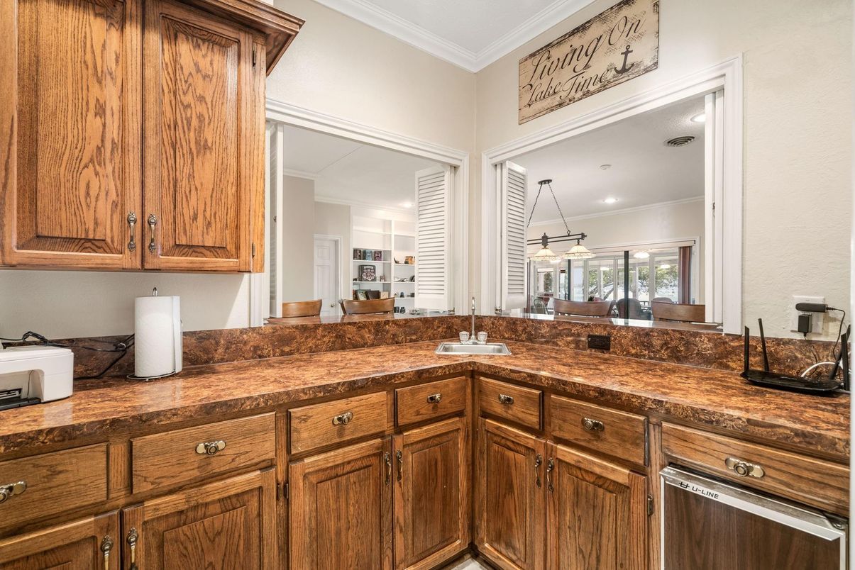 Dining room, Interior, Kitchen, Pendant Lights, Recessed Lighting