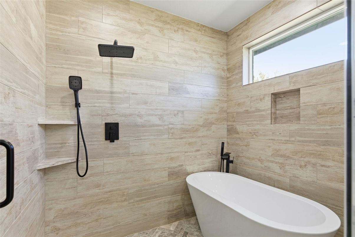 Bathroom, Free Standing Baths, Interior