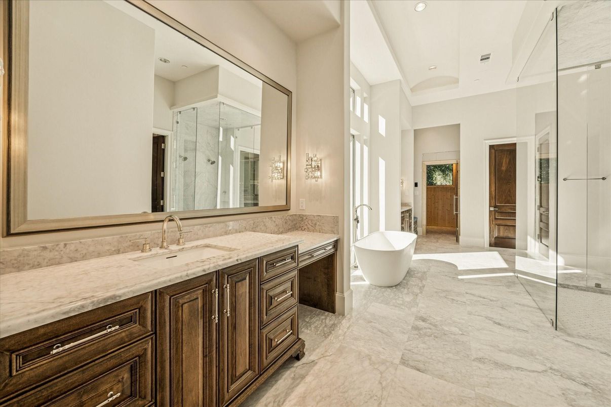 Bathroom, Dual Sink Vanities, Free Standing Baths, Glass Shower, Interior, Marble, Recessed Lighting
