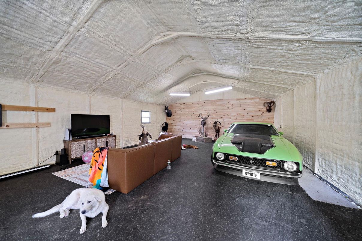 Garage, Interior, Stone Walls