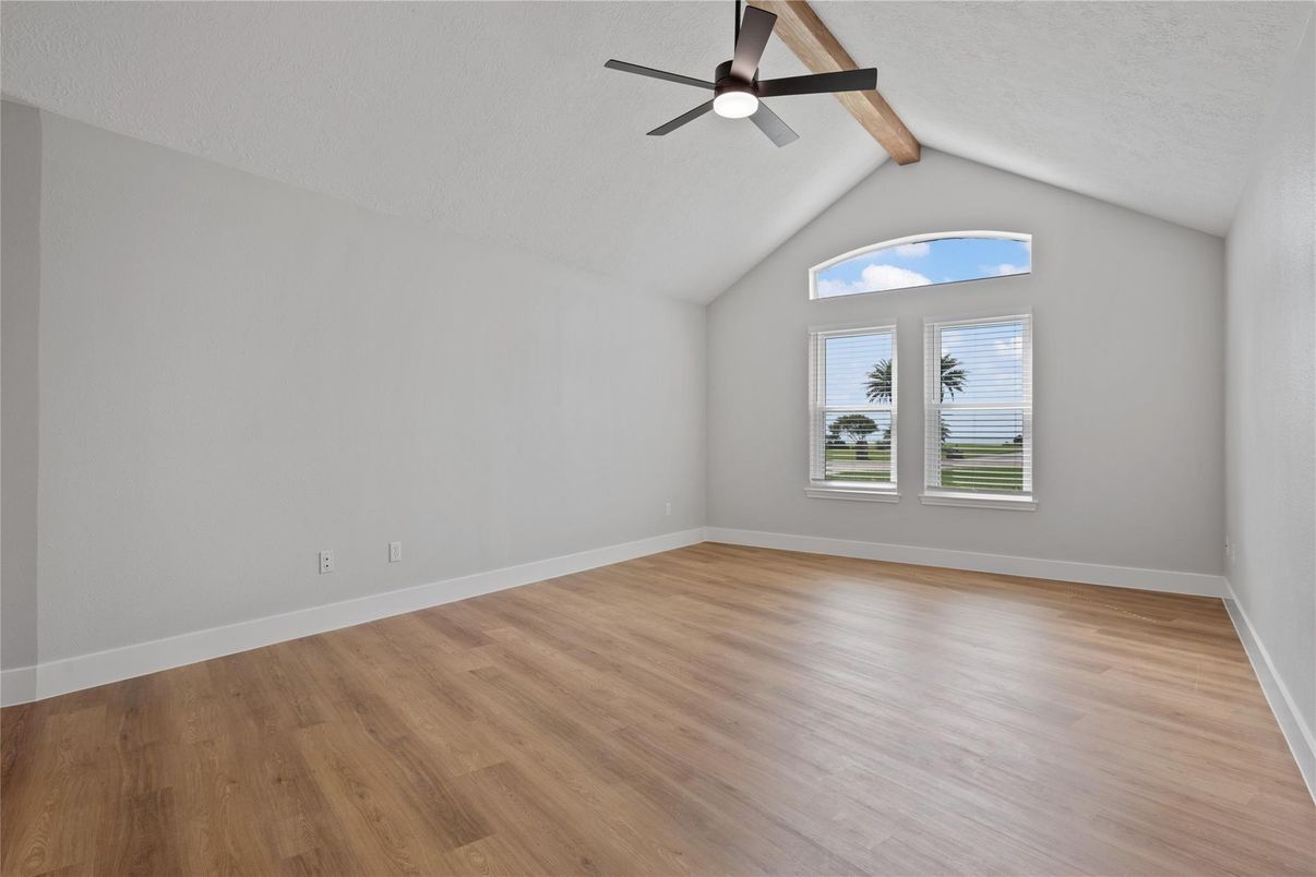 Empty room, Interior, Wooden Beams, Wood Texture Flooring