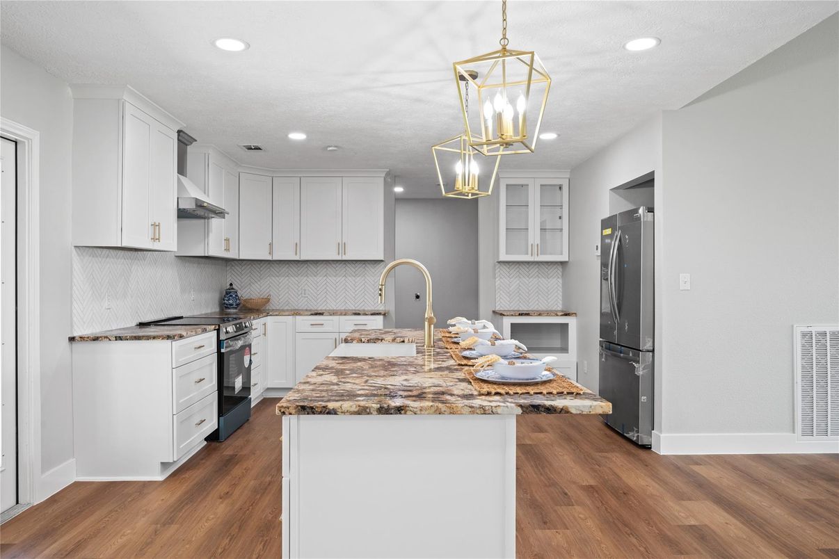 Interior, Kitchen, Pendant Lights, Recessed Lighting, Stainless Steel Appliances, Wood Texture Flooring