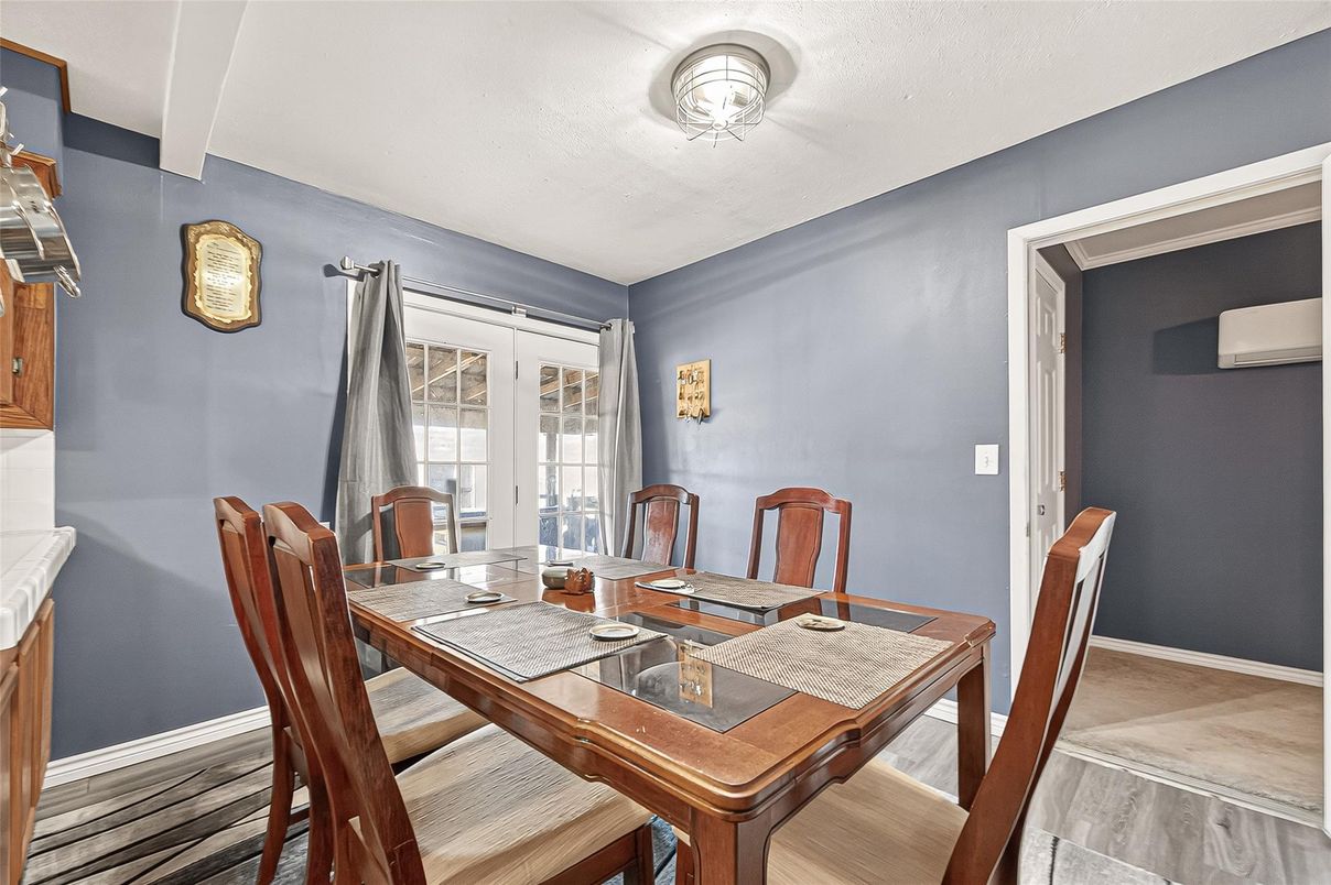 Dining room, Interior, Wood Texture Flooring