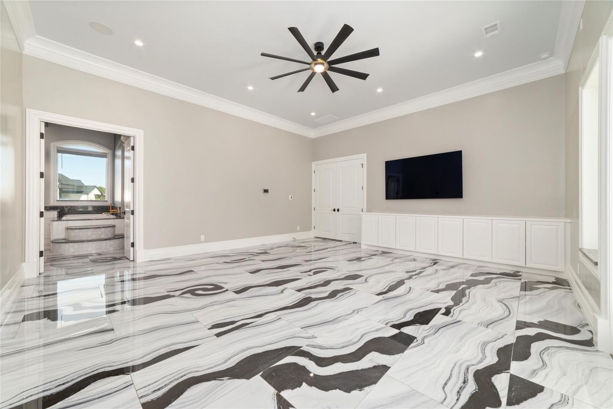 Empty room, Interior, Marble, Pendant Lights, Recessed Lighting