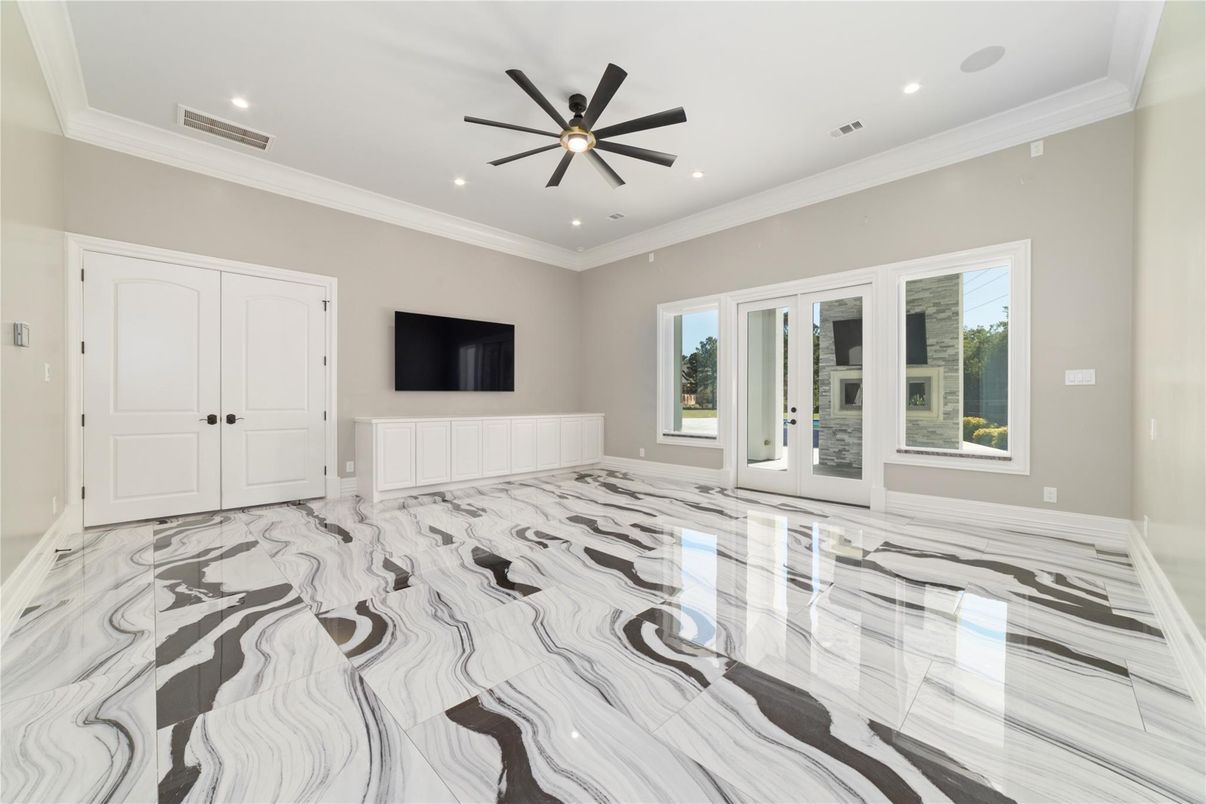 Empty room, Interior, Marble, Recessed Lighting