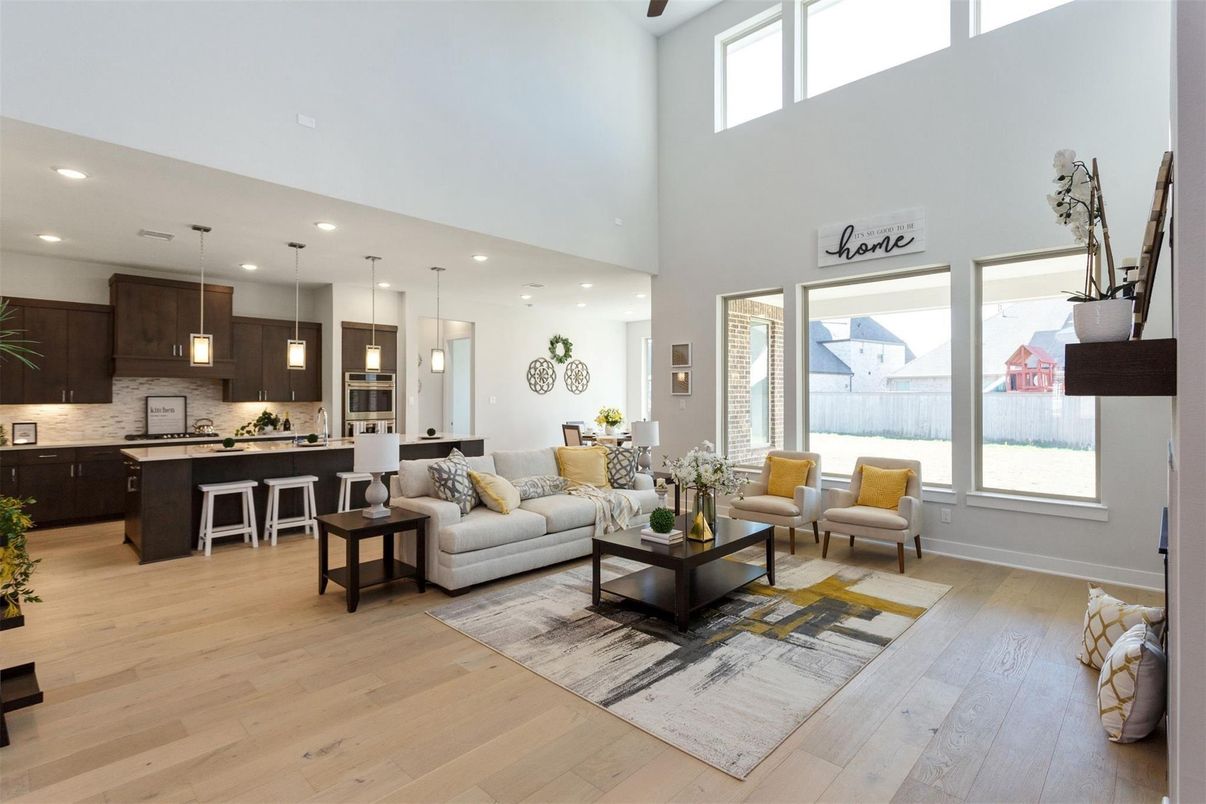 Interior, Kitchen, Living room, Pendant Lights, Recessed Lighting, Wood Texture Flooring