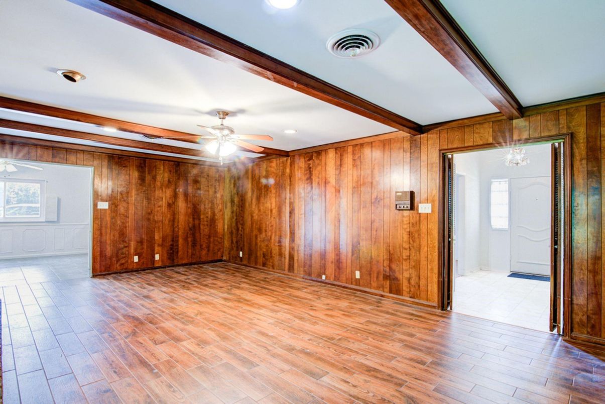 Empty room, Interior, Recessed Lighting, Wood Texture Flooring, Wooden Walls