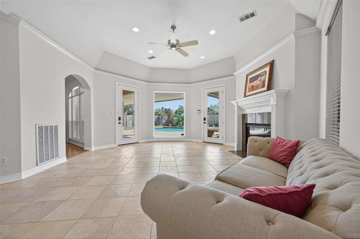 Fireplace, Interior, Living room, Recessed Lighting