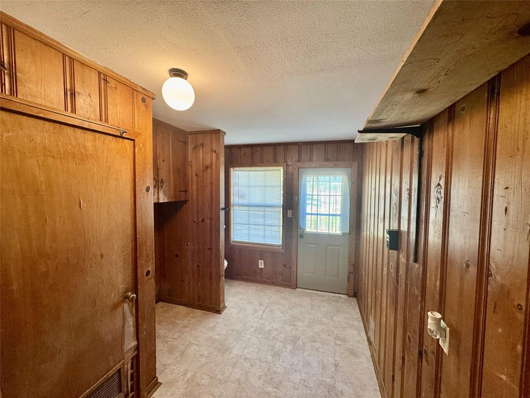 Empty room, Interior, Wooden Walls