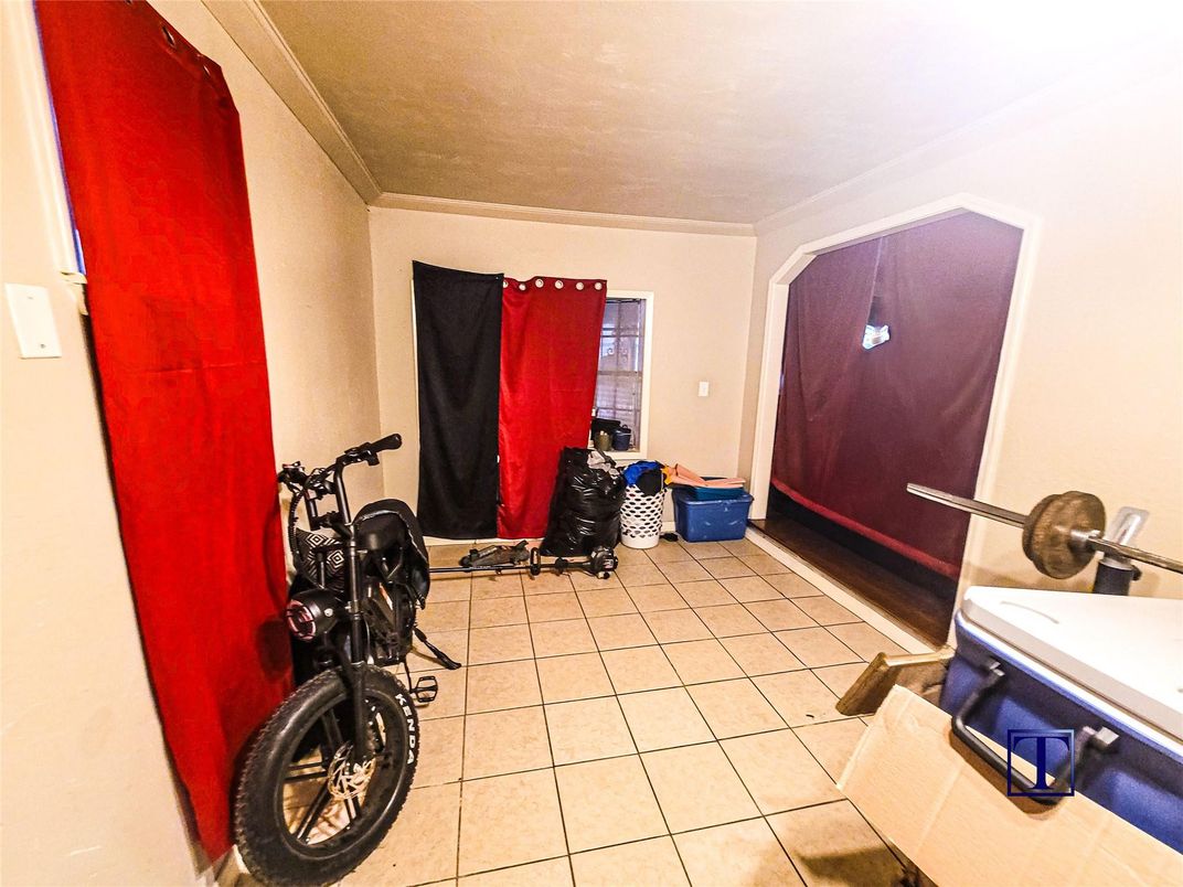 Fitness Equipment, Interior