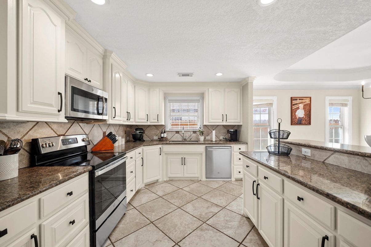 Interior, Kitchen, Recessed Lighting