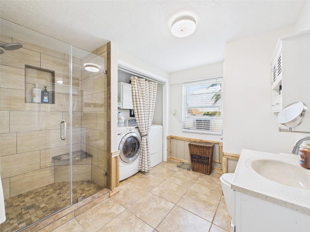 Bathroom, Glass Shower, Interior, Washer
