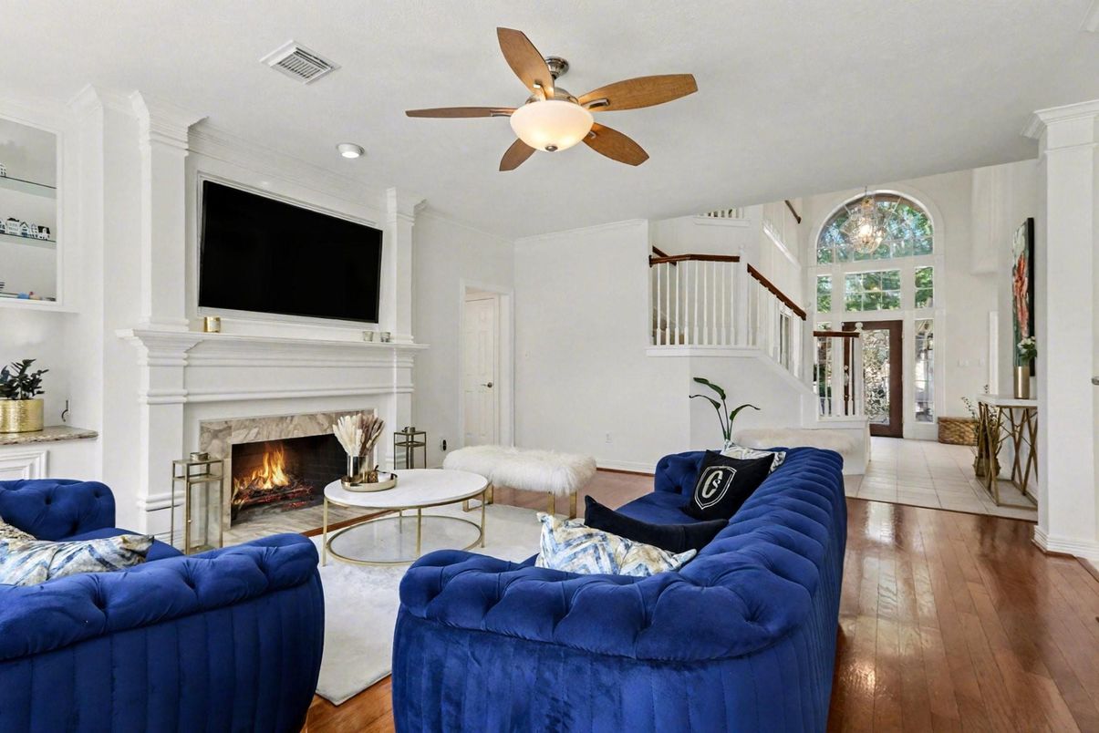 Fireplace, Interior, Living room, Recessed Lighting, Wood Texture Flooring