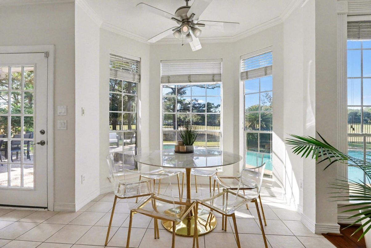 Dining room, Interior, Sun Room