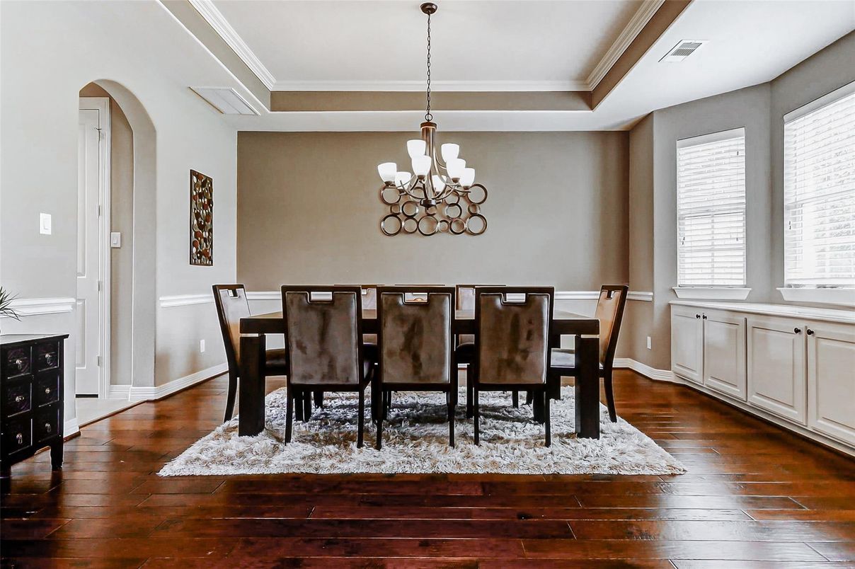 Chandelier, Dining room, Interior, Wood Texture Flooring