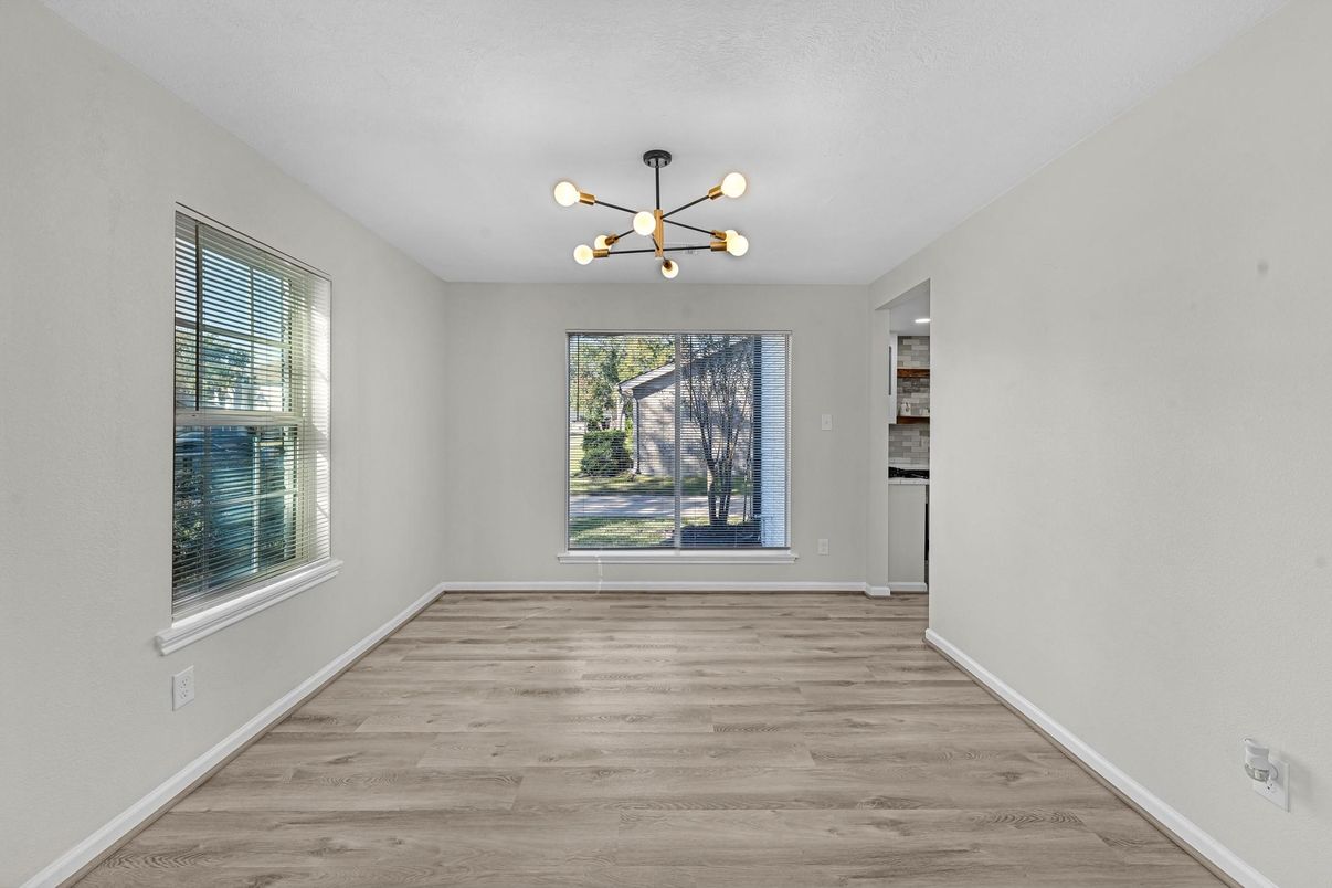 Empty room, Interior, Pendant Lights, Wood Texture Flooring