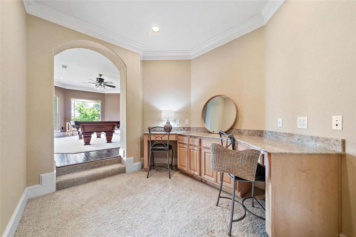 Billiard Table, Game Room, Interior, Recessed Lighting