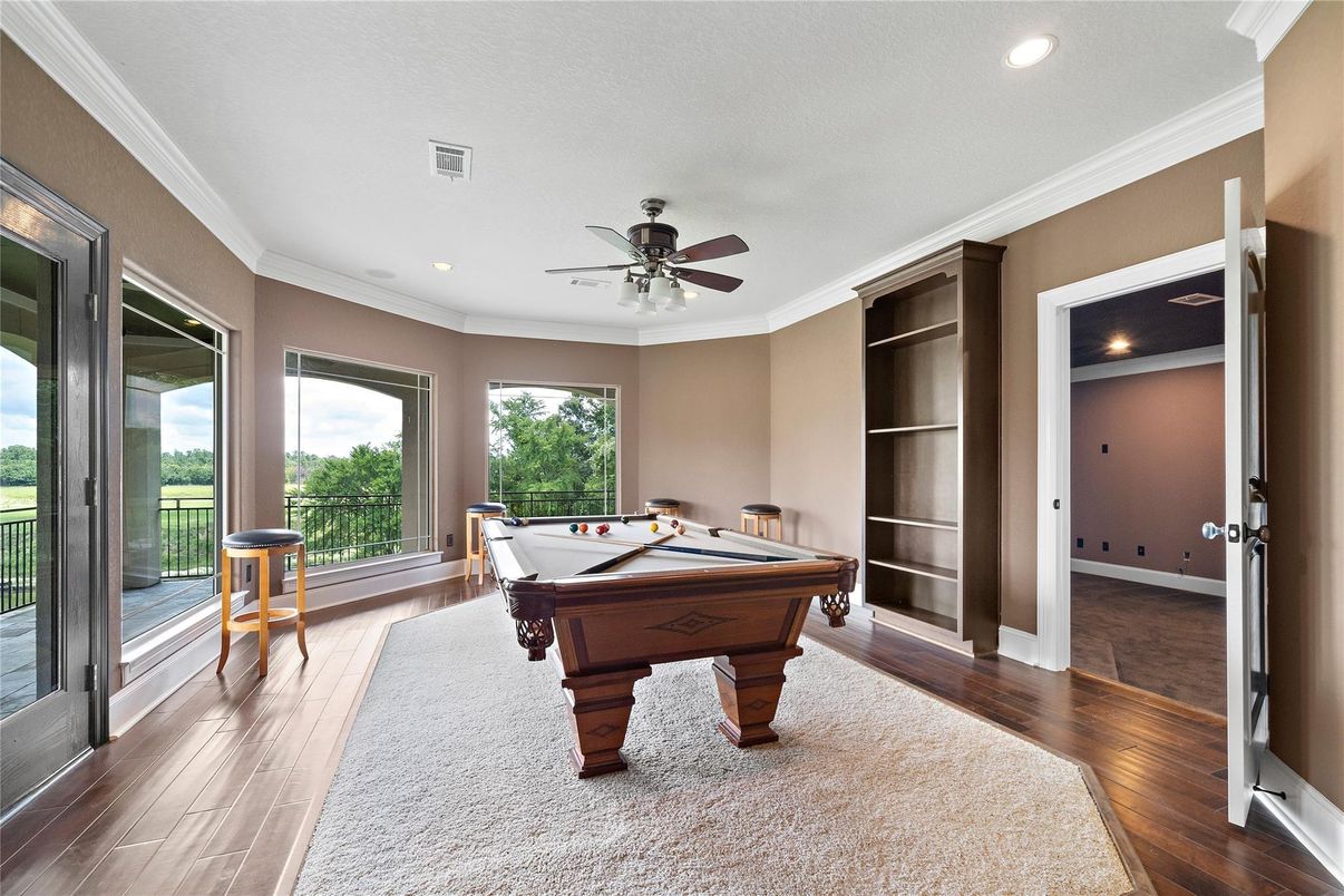Billiard Table, Game Room, Interior, Recessed Lighting, Wood Texture Flooring