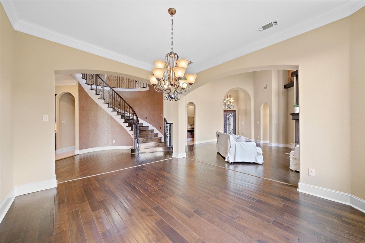 Chandelier, Interior, Wood Texture Flooring