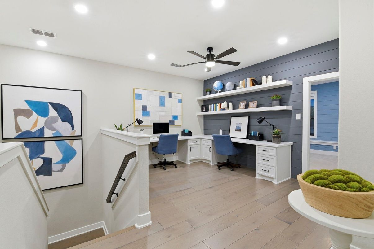 Home Office, Interior, Recessed Lighting, Wood Texture Flooring