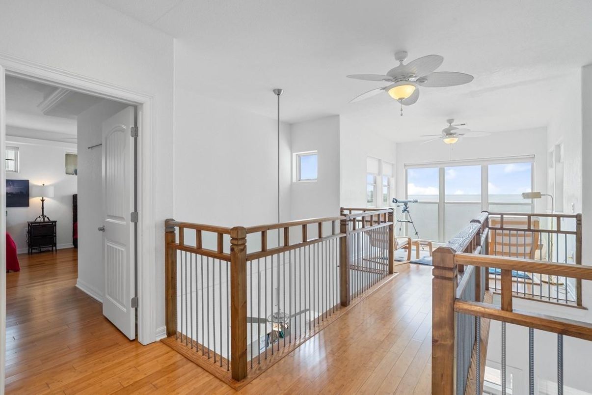 Interior, Pendant Lights, Water, Wood Texture Flooring