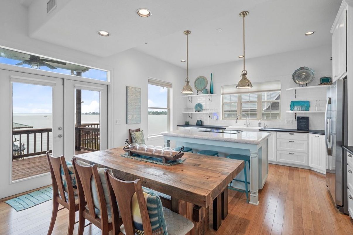 Dining room, Interior, Kitchen, Pendant Lights, Recessed Lighting, Water, Wood Texture Flooring