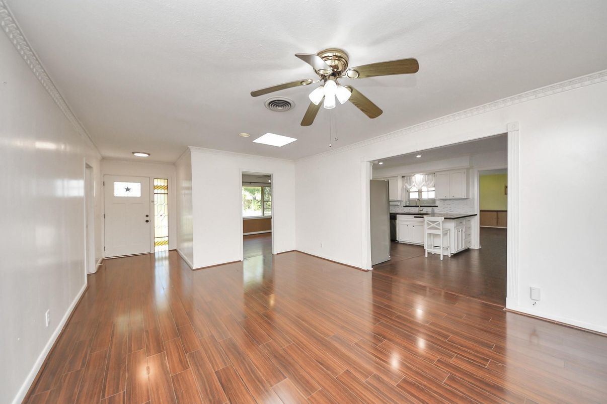 Empty room, Interior, Kitchen, Recessed Lighting, Wood Texture Flooring