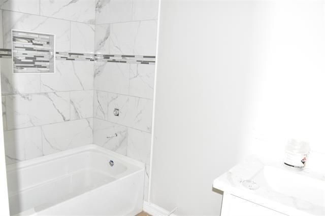 Bathroom, Interior, Marble Walls