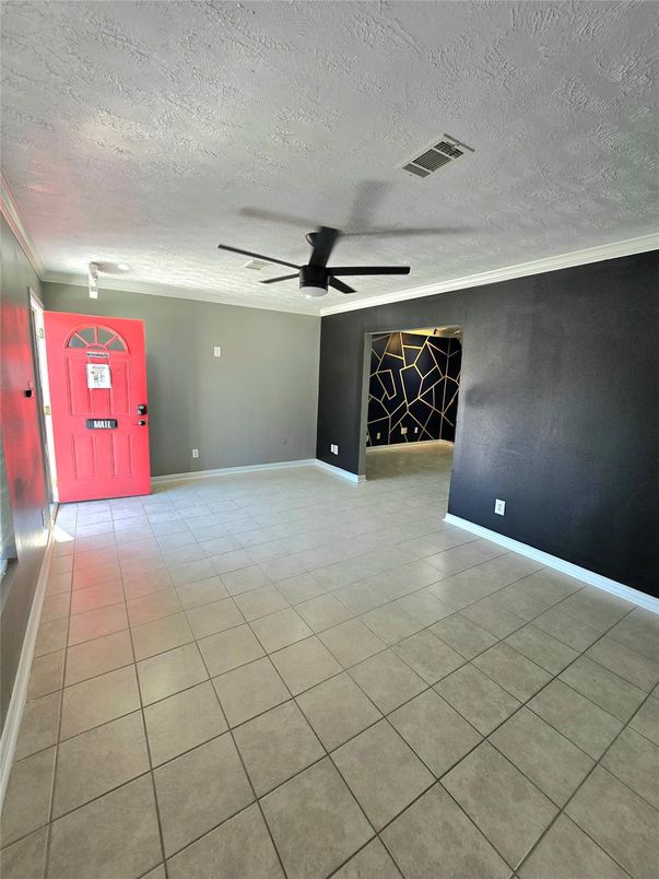 Empty room, Interior, Recessed Lighting