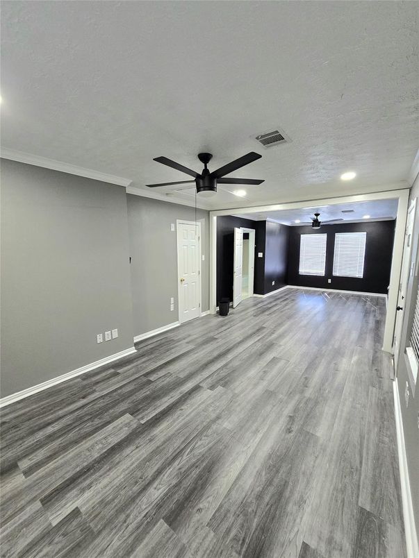 Empty room, Interior, Recessed Lighting, Wood Texture Flooring