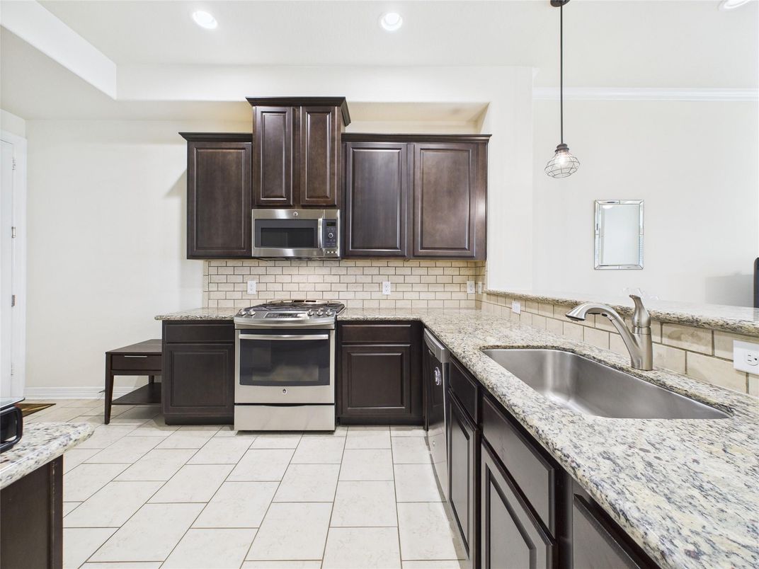 Interior, Kitchen, Pendant Lights, Recessed Lighting