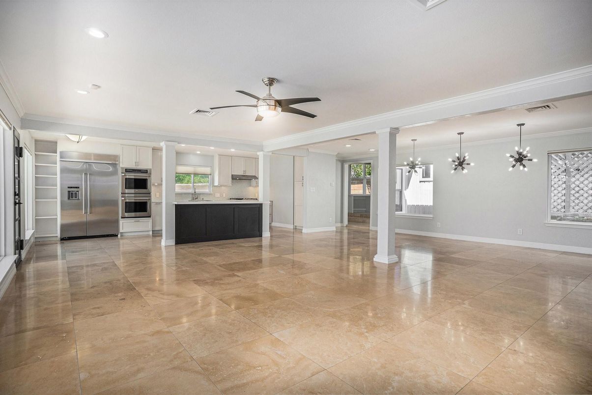 Interior, Kitchen, Pendant Lights, Recessed Lighting, Stainless Steel Appliances