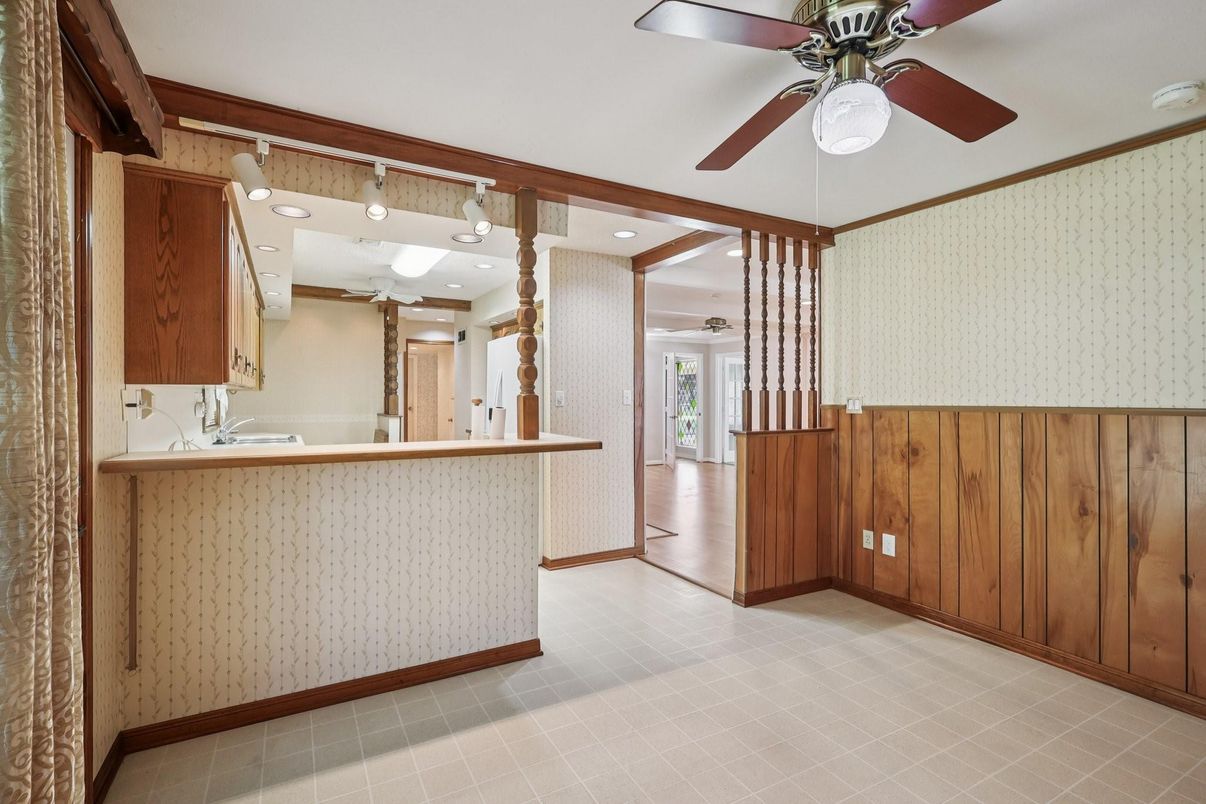Interior, Kitchen, Recessed Lighting