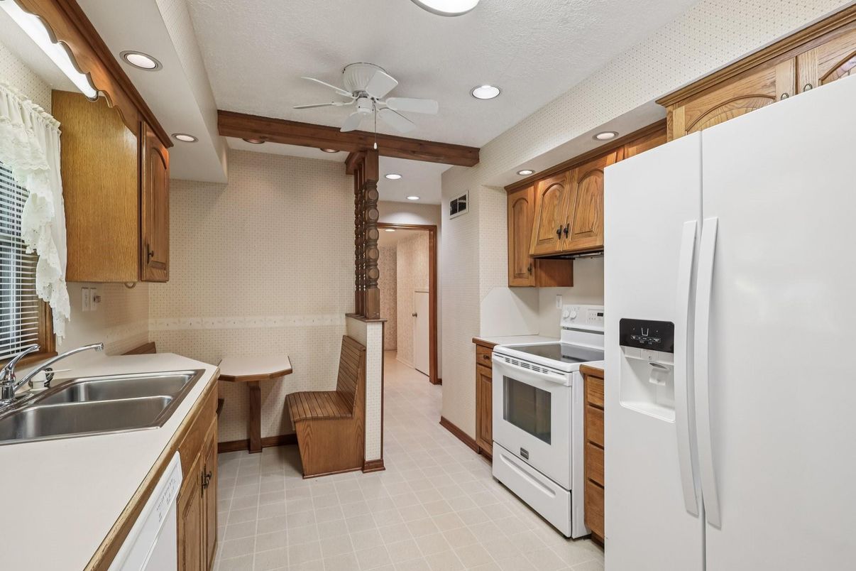 Interior, Kitchen, Recessed Lighting