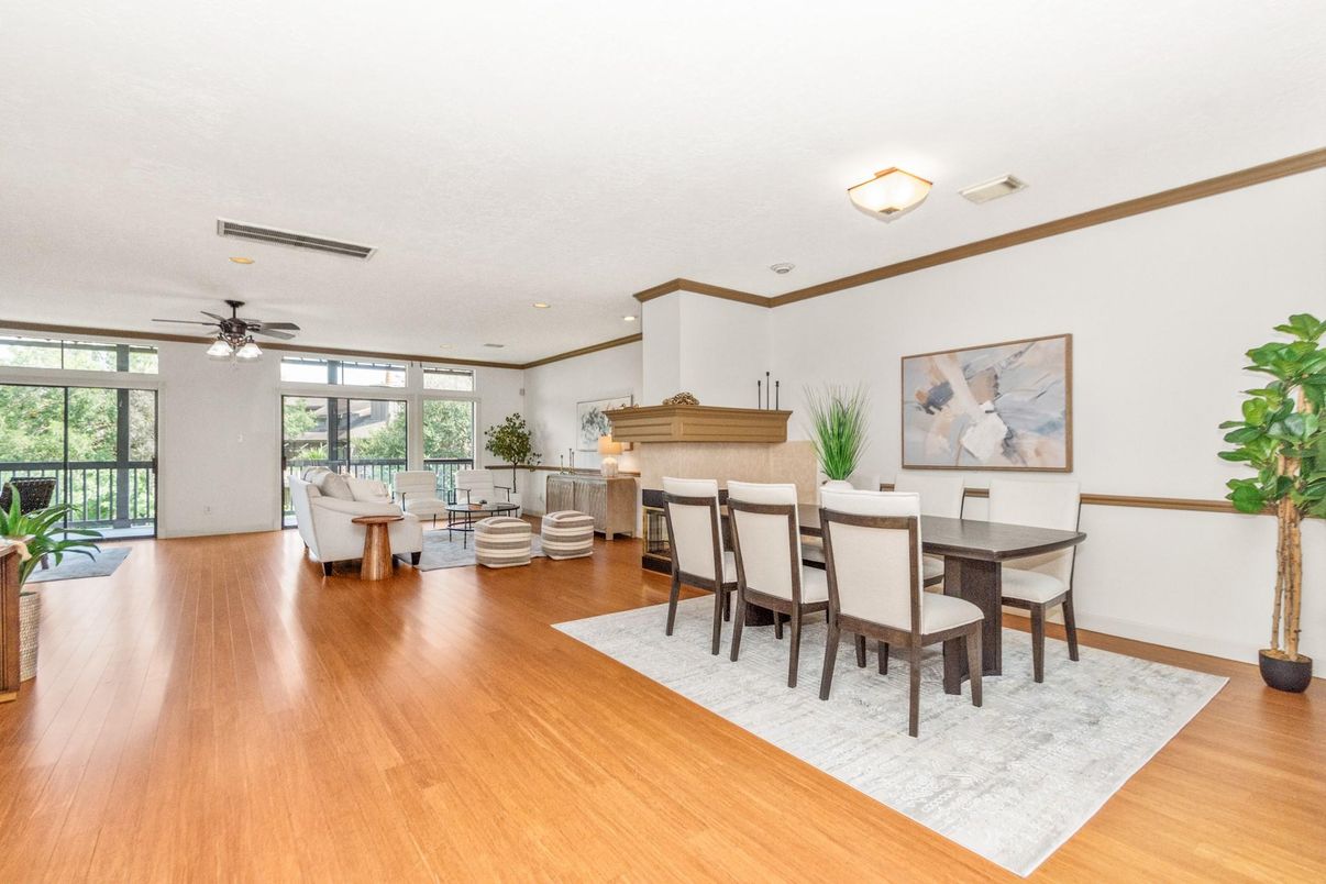 Dining room, Interior, Living room, Recessed Lighting, Wood Texture Flooring