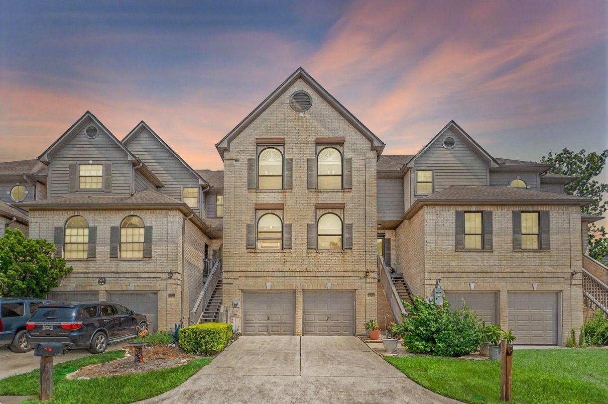 Attached, Exterior, Facade, Brick Facade, Brick Traditional