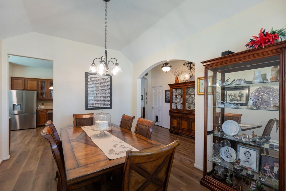 Chandelier, Dining room, Interior, Kitchen, Pendant Lights, Wood Texture Flooring