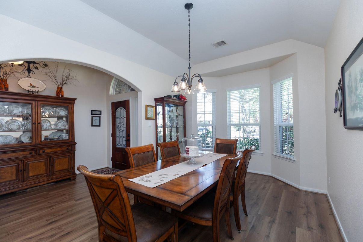 Chandelier, Dining room, Interior, Pendant Lights, Wood Texture Flooring