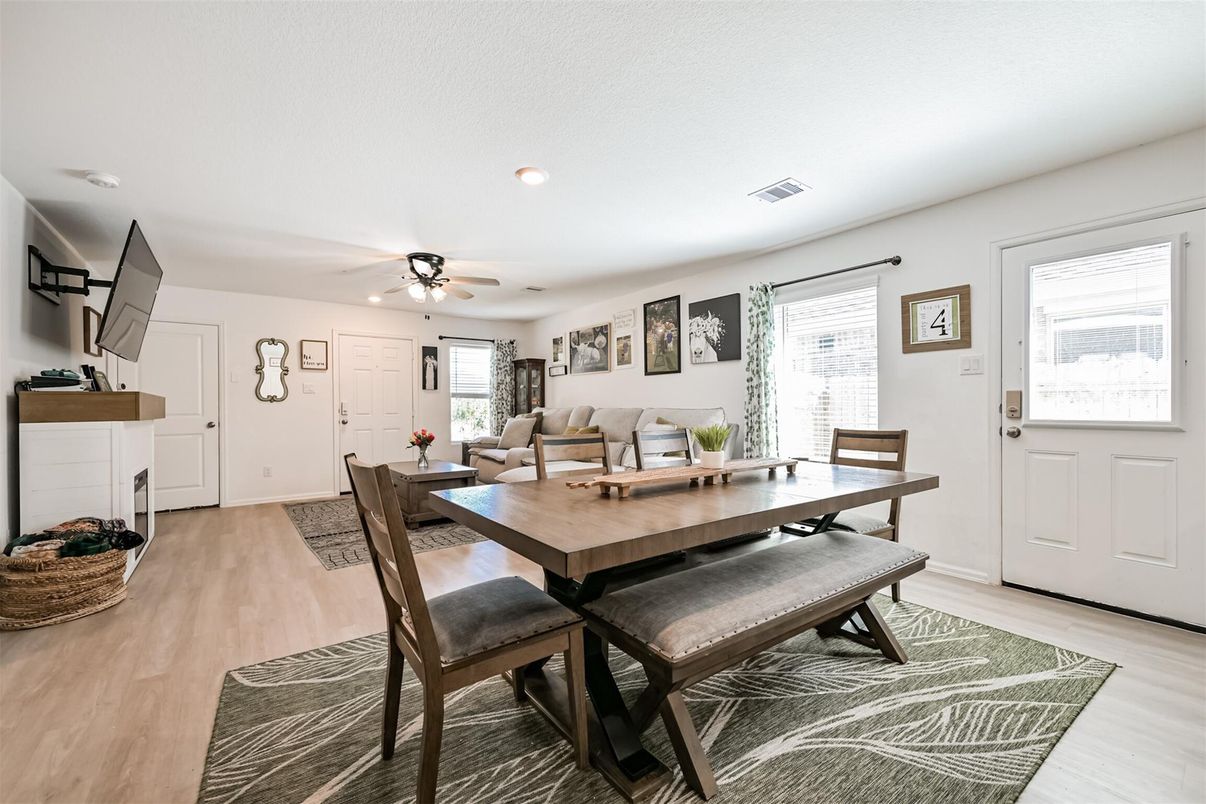Dining room, Interior, Living room, Recessed Lighting, Wood Texture Flooring