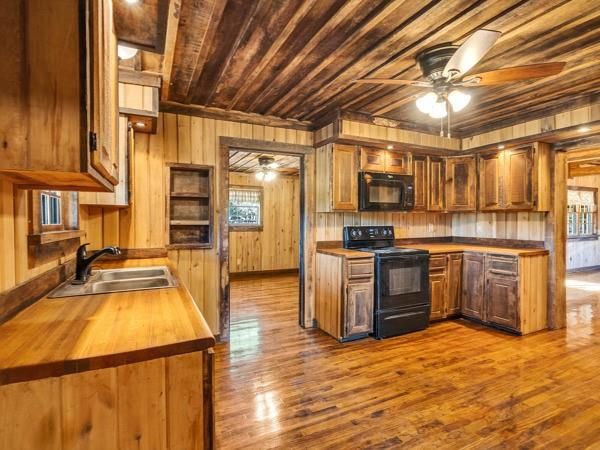 Interior, Kitchen, Wooden Ceilings, Wood Texture Flooring, Wooden Walls