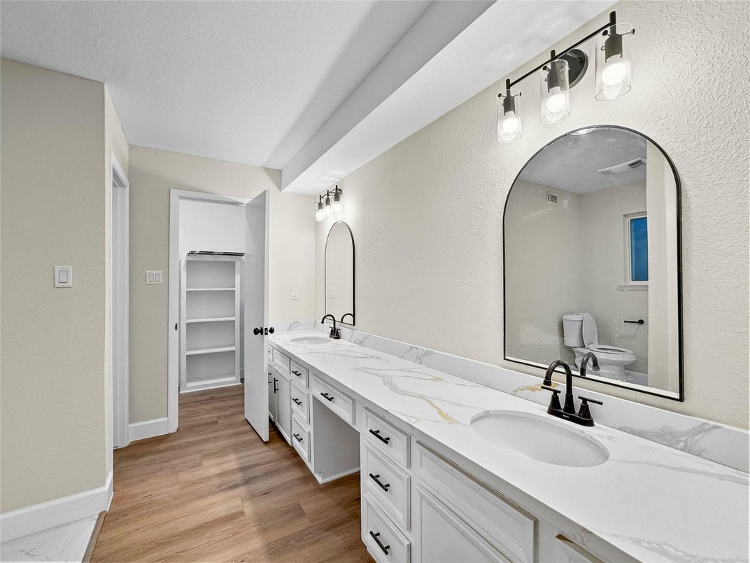 Bathroom, Dual Sink Vanities, Interior, Wood Texture Flooring