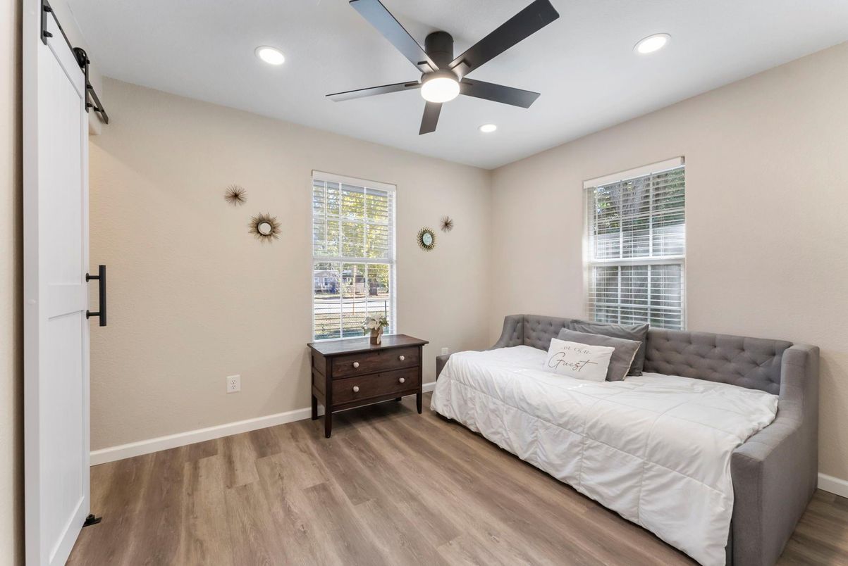 Bedroom, Interior, Recessed Lighting, Wood Texture Flooring